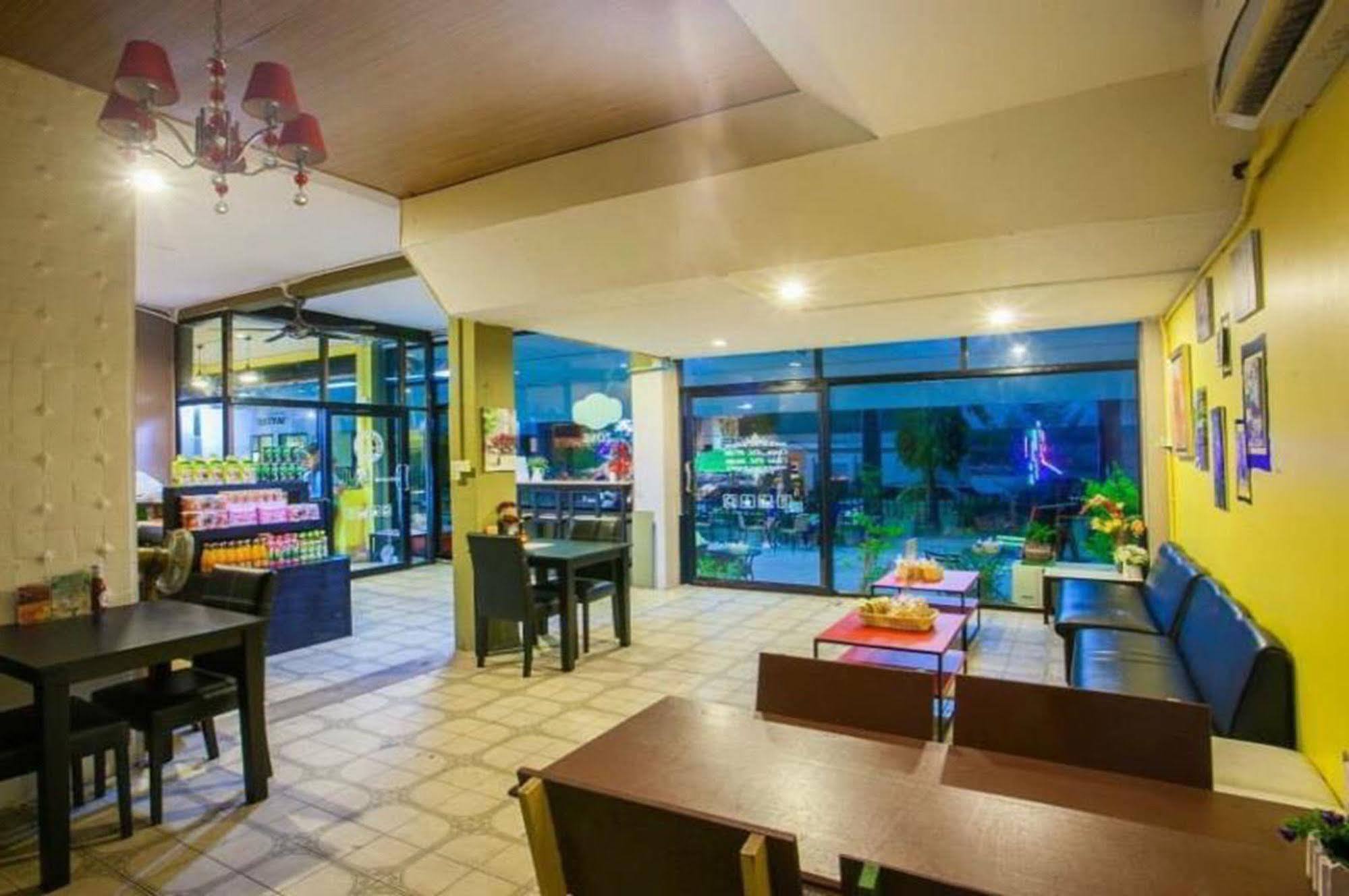 The Train Hotel Hatyai Hat Yai Exterior foto